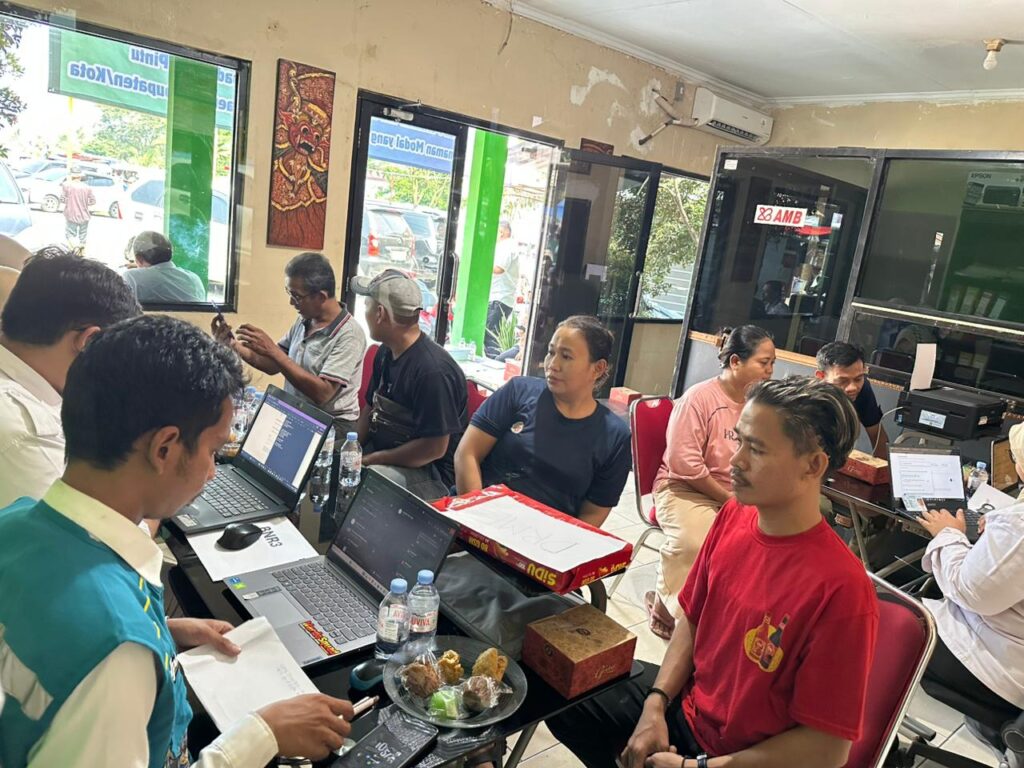 Gebrak Pasar Sentiong, DPMPTSP Kabupaten Tangerang ’Sikat Habis’ Birokrasi: Bikin Izin Usaha Gratis, Hitungan Menit Langsung Jadi!
