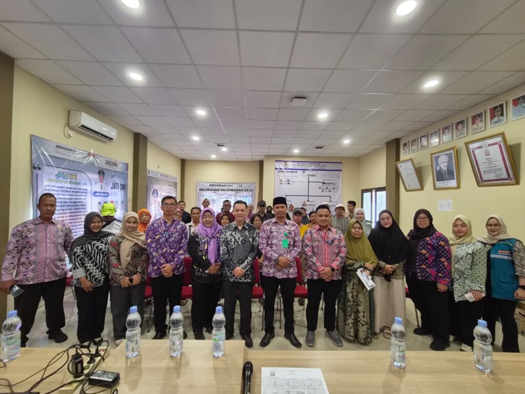 “Tak Disangka! Pembuatan NIB Gratis di Salembaran Jaya Diserbu Masyarakat, Warga Membludak di Luar Ekspektasi”